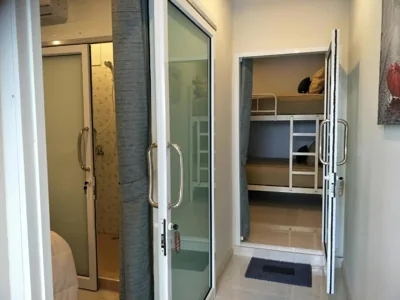 Habitación Familiar con baño privado — BeauBo Beach